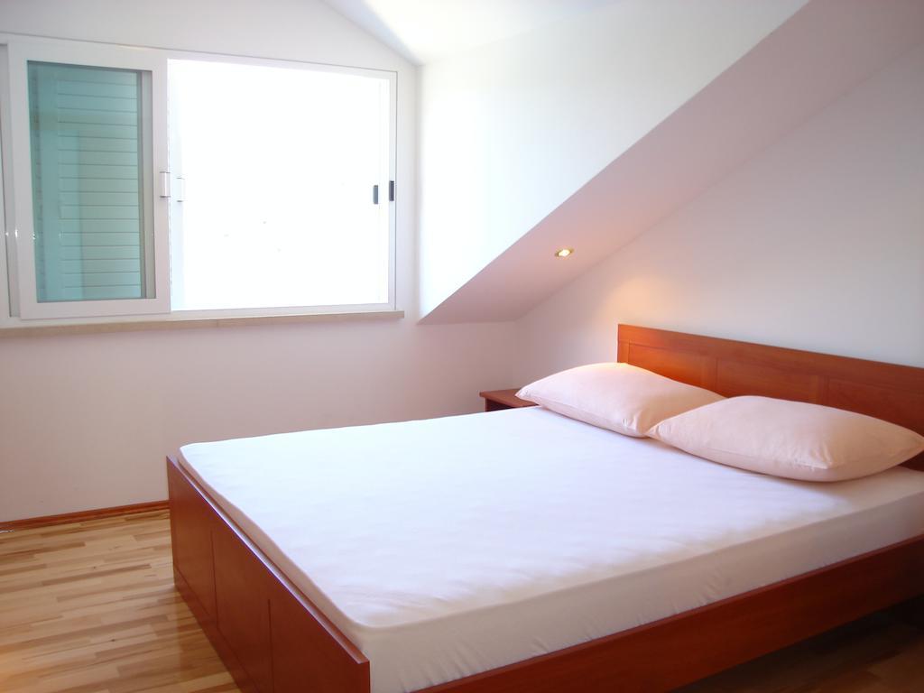 Polače Apartments & Rooms Villa Lucija מראה חיצוני תמונה